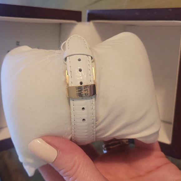 Daniel Steiger Ladies watch - Picture 4 of 5